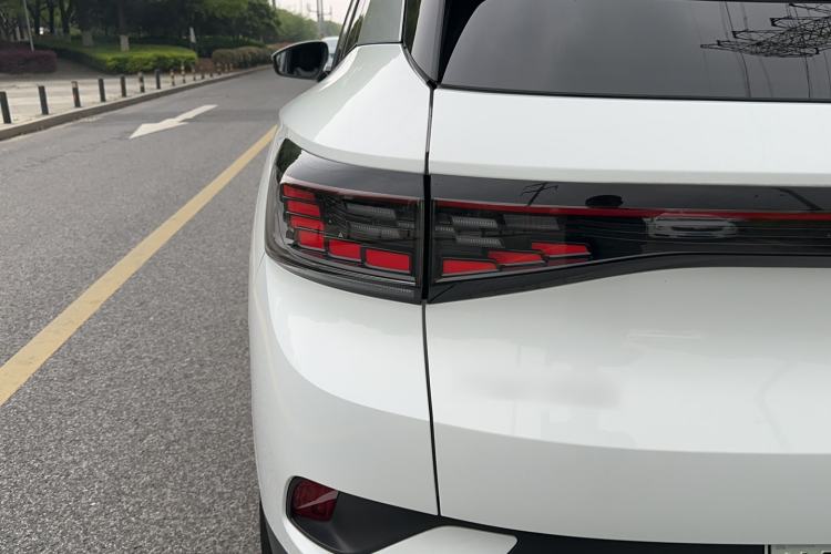 Used Volkswagen ID.4 CROZZ 2022 Long-Range PURE+ Edition Exterior 4