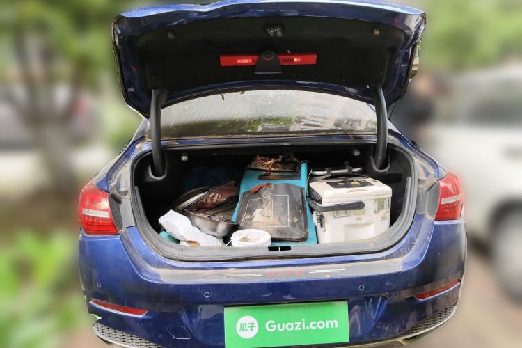 Used Hongqi H5 2020 1.8T Automatic Smart Connect Flagship Edition Trunk