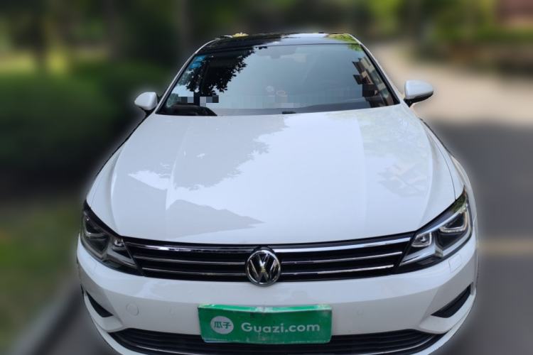 Used Volkswagen Lamando 2017 280TSI DSG Luxury Edition
