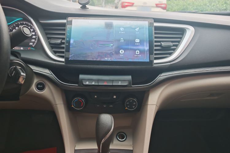 Used Buick GT 2016 15N Automatic Elite Edition Audio And AC Panel