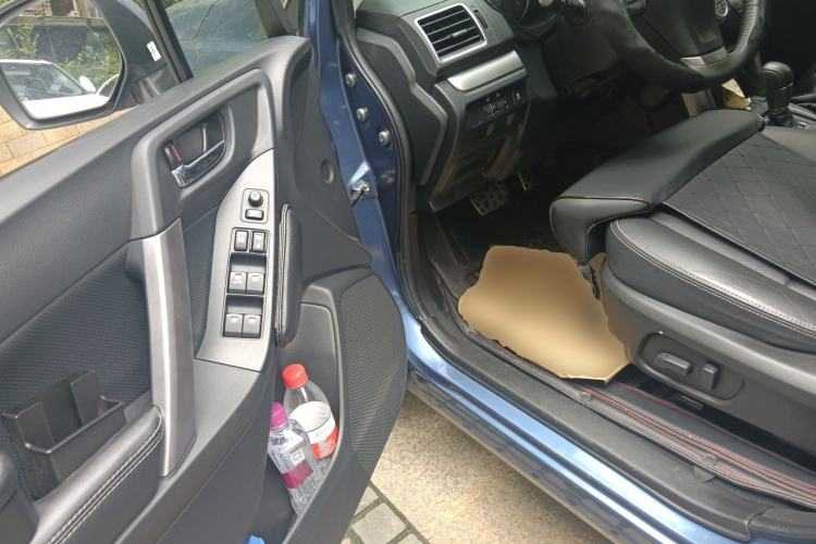 Used Subaru Forester 2015 2.0i Special Edition Commemorative Model Driver Seat