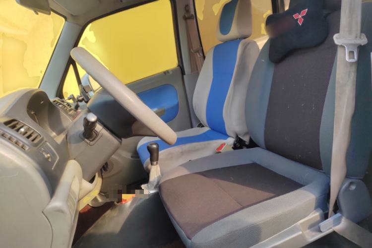 Used Suzuki Wagon R 2011 e 1.4L Manual Utility Model
