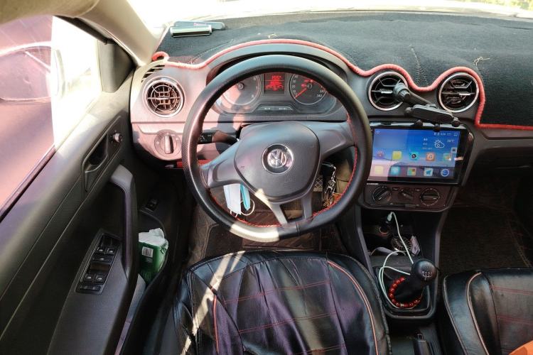 Used Volkswagen Jetta 2017 1.4L Manual Fashion Edition
