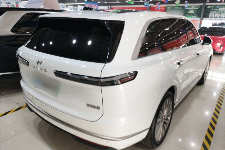 Used ONVO Luxeed L90 2025 Model—Ultra Six-Seater Version
