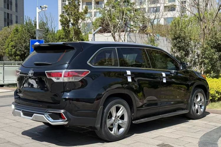 Used Toyota Highlander 2015 2.0T Four-Wheel Drive Luxury Edition 7-Seater Exterior 6