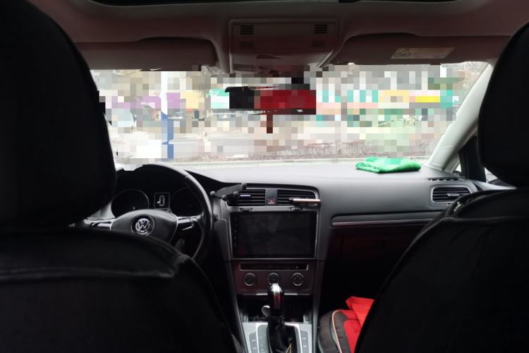 Used Volkswagen Golf 2016 230TSI Automatic Comfort Version Headliner