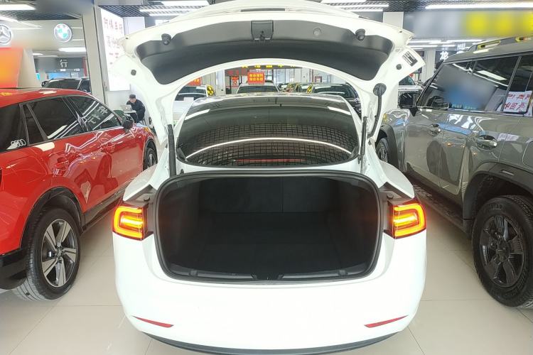 Used Tesla Model 3 2022 Rear-Wheel-Drive Version
