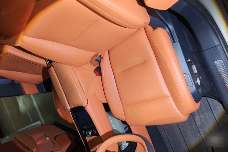 Used Lynk & Co 900 2025 2.0T Ultra Left Front Seat