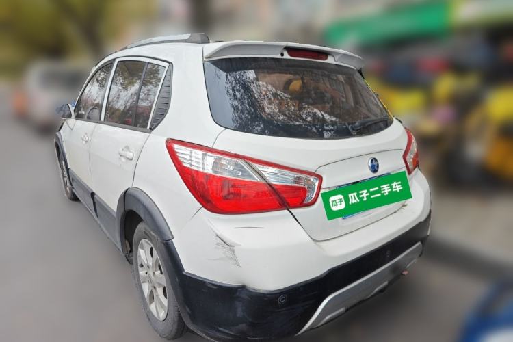 Used Venucia R50X 2013 1.6L Automatic Version with Beidou Navigation