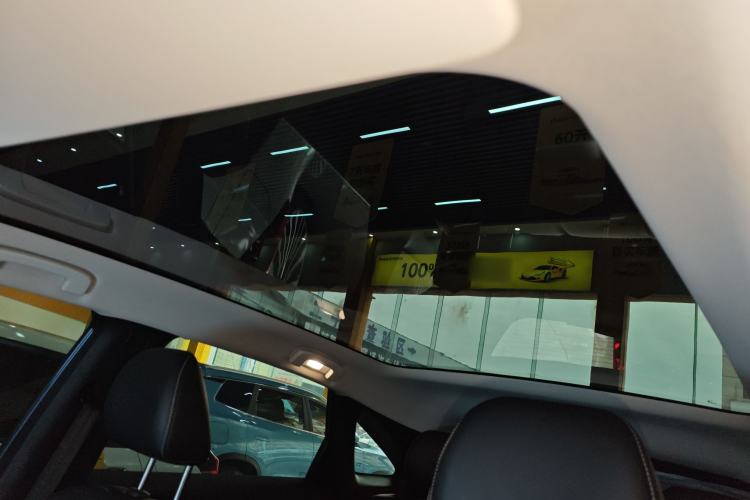 Used Venucia VX6 2023 520 Air