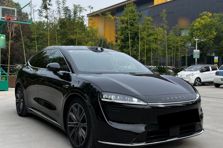 Used Hima Luxeed R7 2024 All-Electric 736 km Ultra