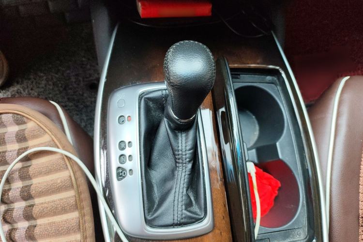 Used Infiniti QX60 2014 2.5 S/C Hybrid Two-Wheel Drive Excellence Edition