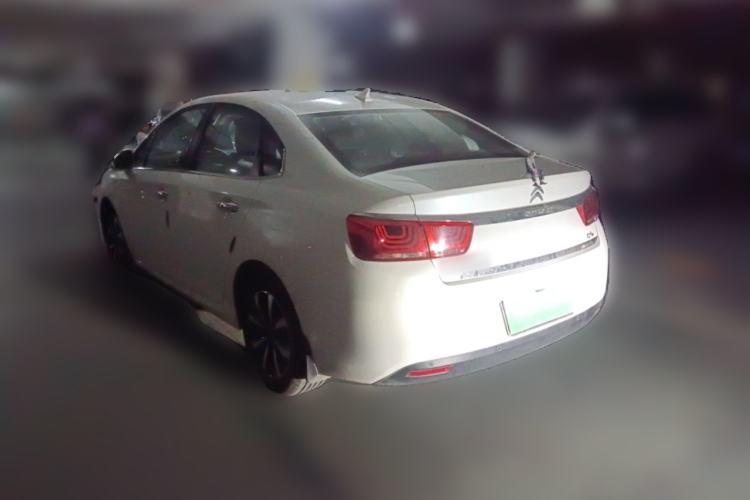 Used Citroen C4 Sega 2016 1.6L Automatic Luxury Model
