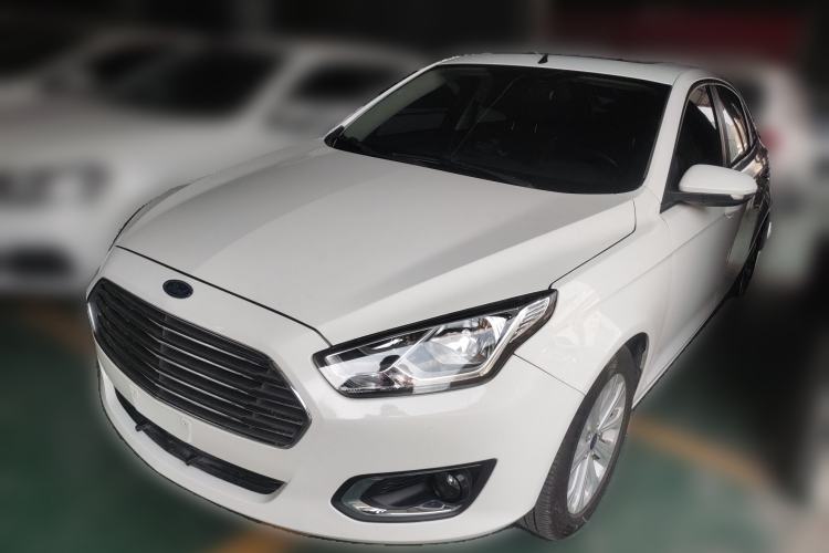Used Ford Escort 2015 1.5L Automatic Fashion Model