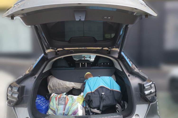 Used Lynk & Co 05 2020 2.0TD Two-Wheel Drive Shine Halo Trunk