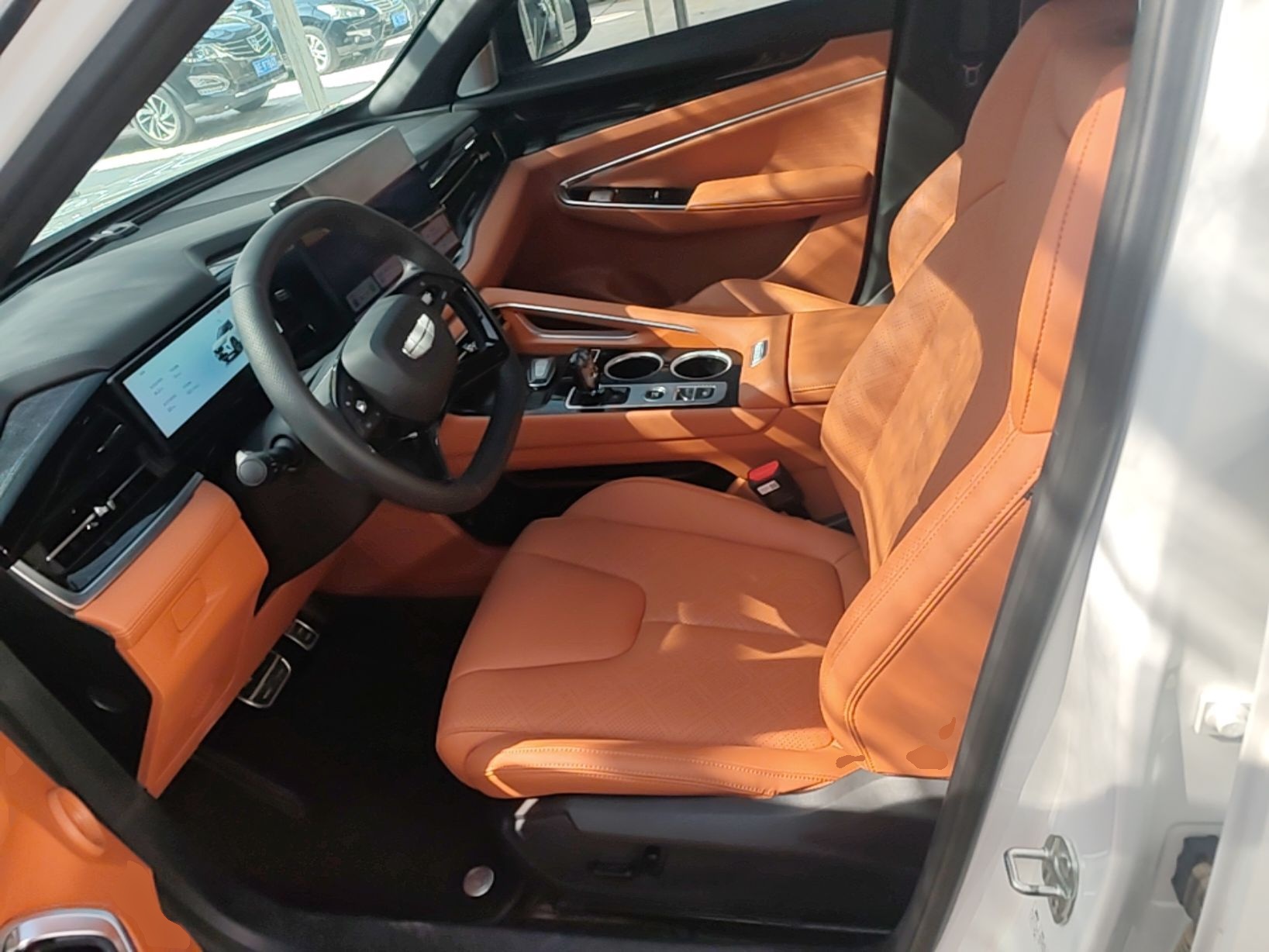 Geely Auto Emgrand X7 Sport 2026 Model 1.5TD Beloved — снимка 17