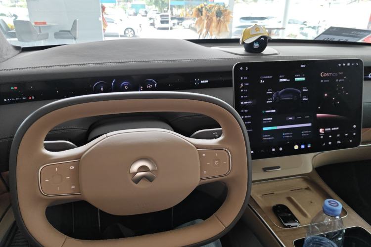 Used Nio ET9 2025 100kWh Signature Edition Center Console