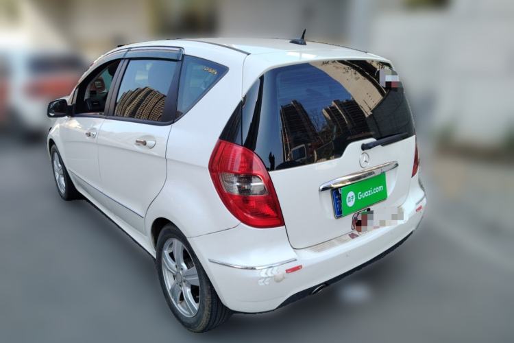 Used Mercedes-Benz A-Class 2011 A 160 Rear Left 45 Deg