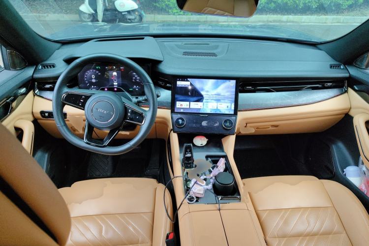 Used Lynk & Co 09 EM-P 2021 2.0T PHEV Halo Six-Seater
