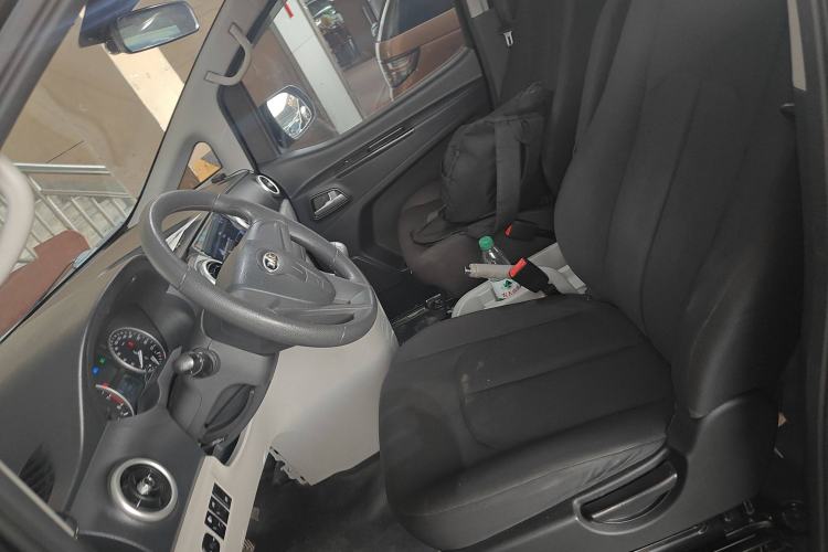 Used JAC Refine M3 2022 PLUS IKEA Edition 1.8L Comfort Version