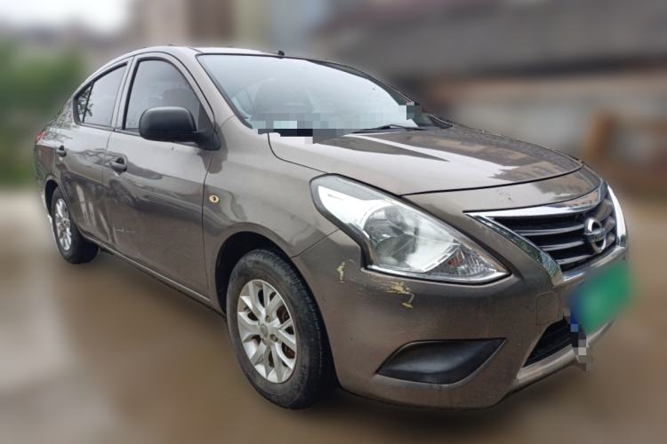 Used Nissan Sunny 2015 1.5XE CVT Comfort Edition Front Right 45 Deg