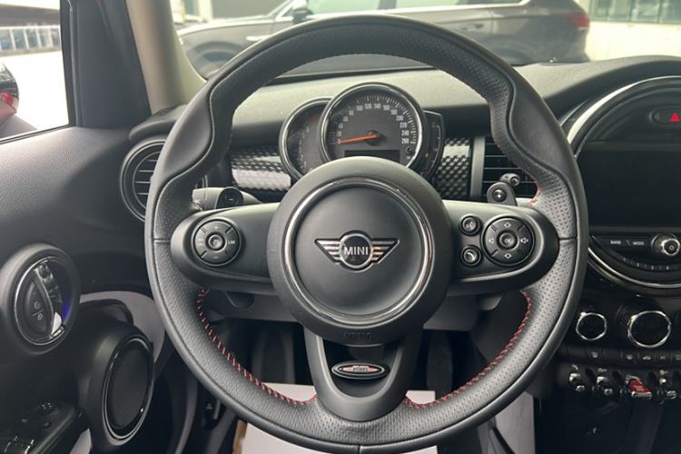 Used MINI MINI 2019 2.0T COOPER S Classic Edition Five-Door Model