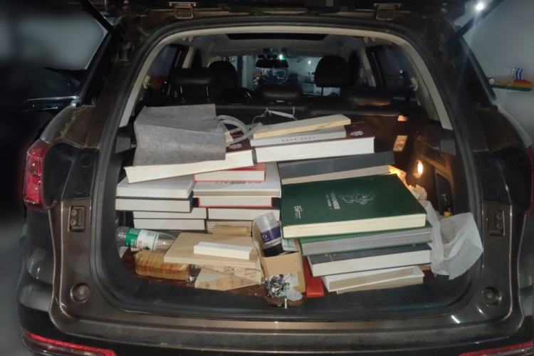 Used Haval H6 Coupe 2017 Blue Label 2.0T Automatic Two-Wheel Drive Urban Model Trunk