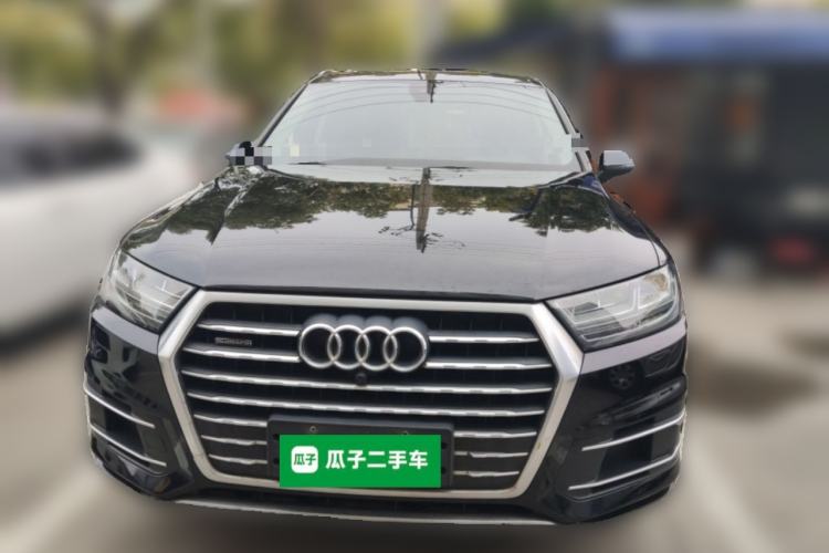 Used Audi Q7 2018 40 TFSI Comfort Model