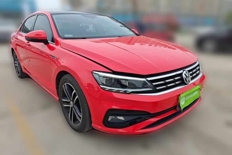 Used Volkswagen Lamando 2021 280TSI DSG Comfort Edition Front Right 45 Deg