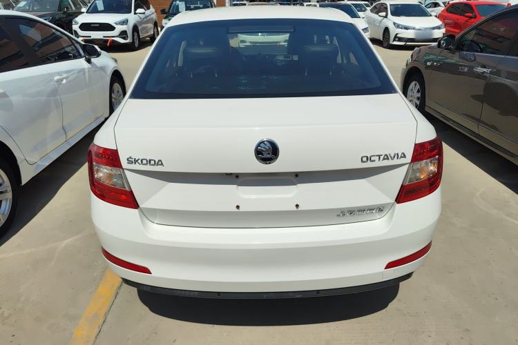 Used Skoda Octavia 2017 1.6L Automatic Chuanxing Edition
