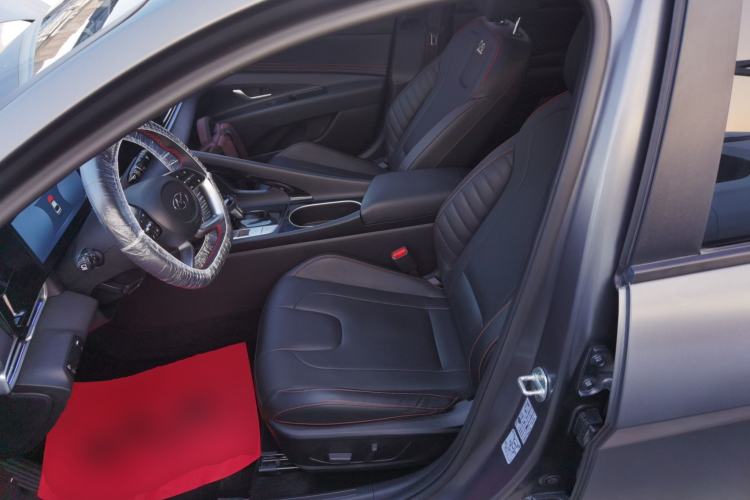 Used Hyundai Elantra 2022 1.5L CVT 20th Anniversary Edition