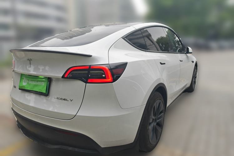 Used Tesla Model Y 2024 Rear-Wheel-Drive Version
