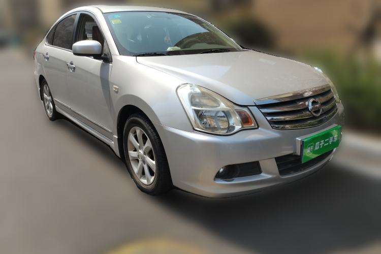 Used Nissan Sylphy 2009 1.6 XL Manual Luxury Sunroof Edition Front Right 45 Deg