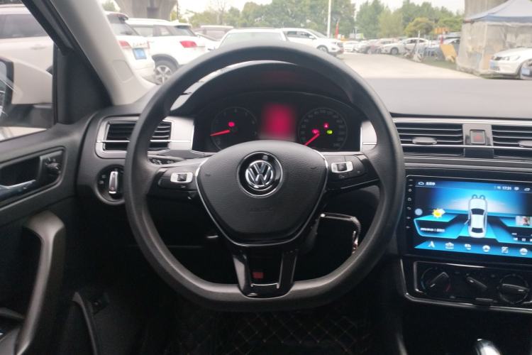 Used Volkswagen Santana 2018 1.5L Automatic Comfort Edition
