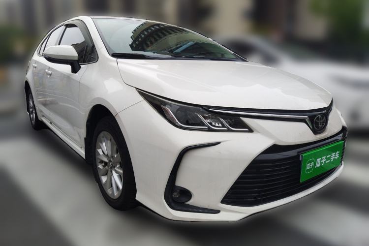 Used Toyota Corolla 2019 1.2T S-CVT GL-i Luxury Edition Front Right 45 Deg