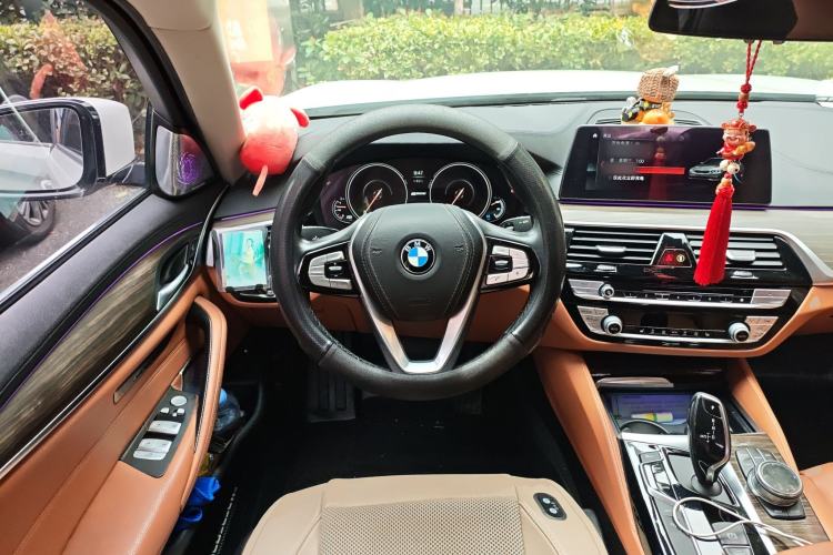 Used BMW 5 Series New Energy 2018 530Le Luxury Package Steering Wheel