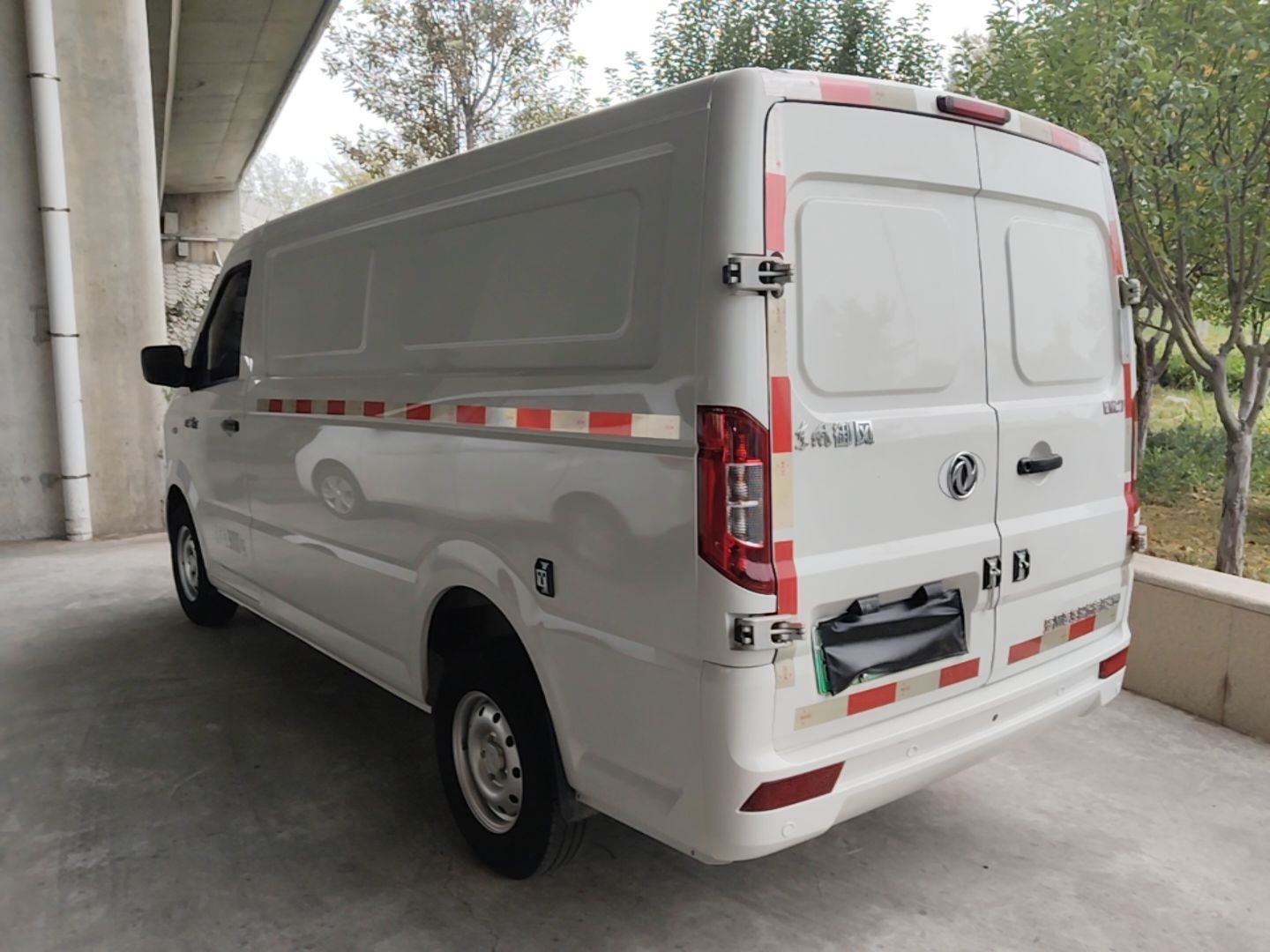 Dongfeng Yufeng EM27 2024 EM27 Henan Lithium Power 41.472 kWh — снимка 4