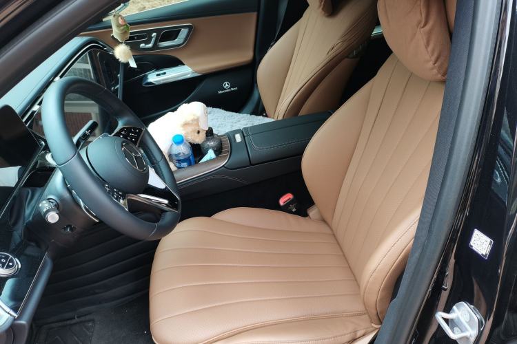 Used Mercedes-Benz E-Class New Energy 2024 E 350 e L Plug-in Hybrid Sedan Left Front Seat