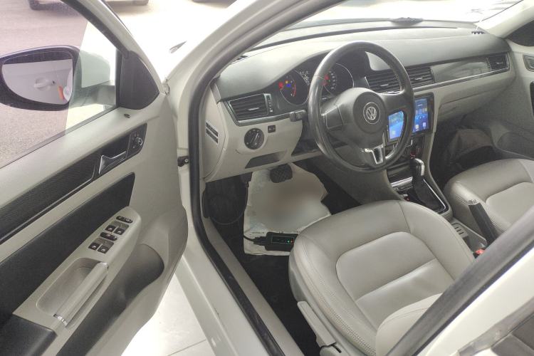 Used Volkswagen Bora 2014 1.6L Automatic Fashion Model