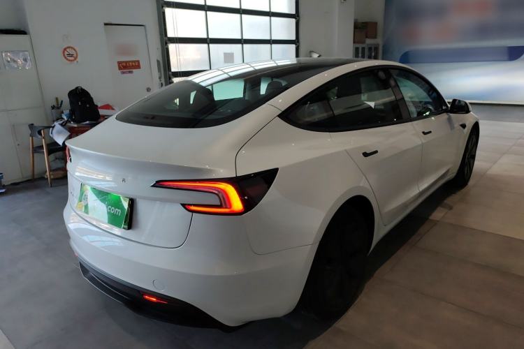 Used Tesla Model 3 2025 Rear-Wheel-Drive Version