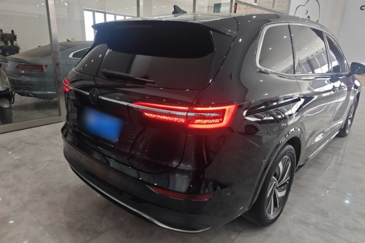 Used Volkswagen Viloran 2022 380TSI Luxury Edition Rear