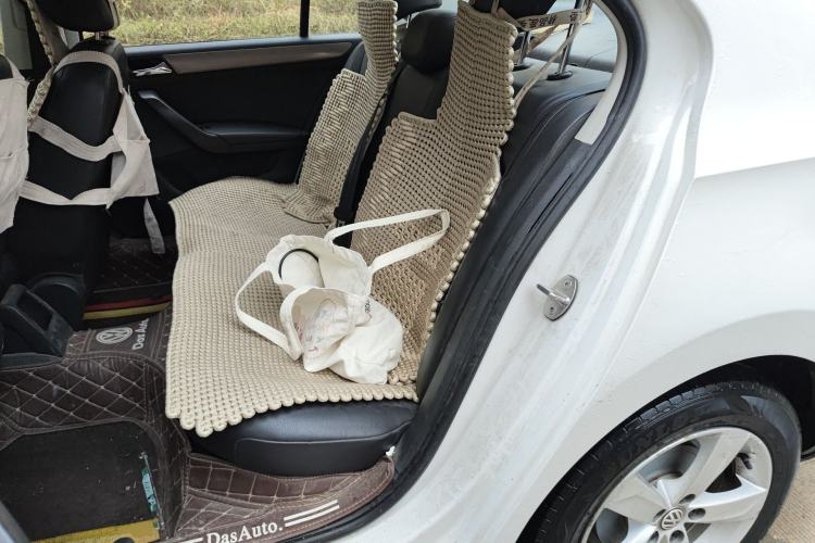 Used Volkswagen Santana 2013 1.6L Automatic Comfort Edition Left Rear Seat