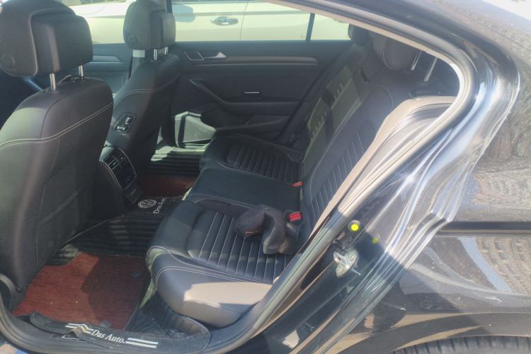 Used Volkswagen Magotan 2020 330TSI DSG Leading Model
