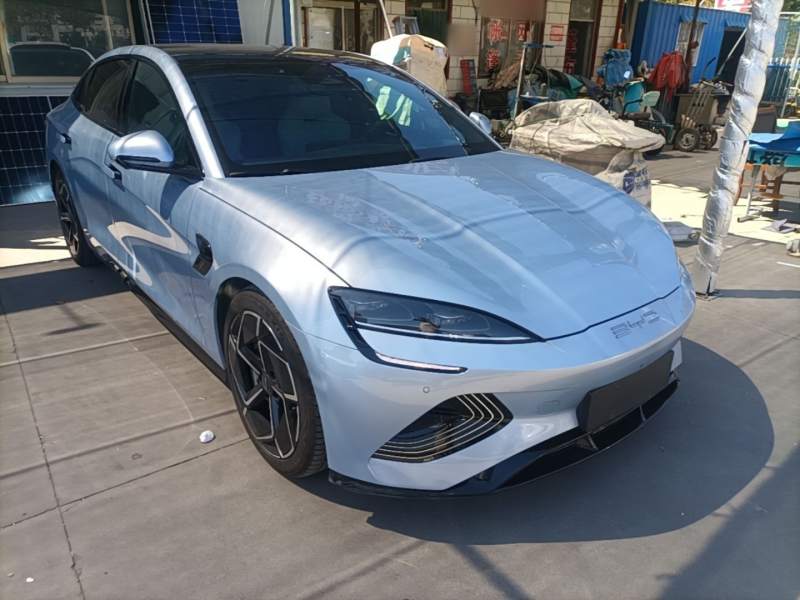 Used BYD Seal 2022 700 km Long-Range Rear-Wheel-Drive Version — 3