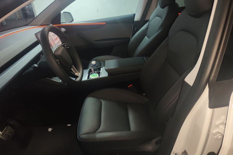 Used Tesla Model Y 2025 Rear-Wheel-Drive Version