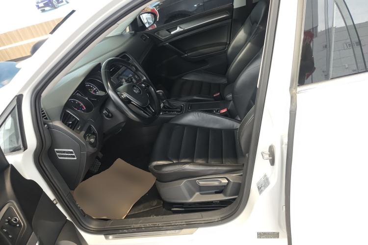 Used Volkswagen Golf 2016 230TSI Automatic Luxury Version