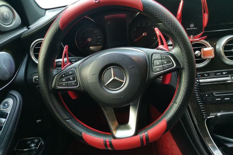 Used Mercedes-Benz GLC 2016 GLC 260 4MATIC Luxury Model