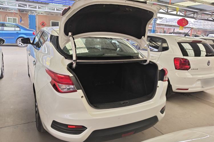 Used Nissan Lannia 2019 1.6L CVT Cool Edition China V Standard Trunk