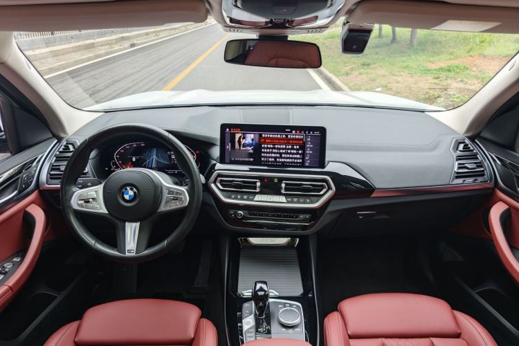 Used BMW X3 2022 Restyled xDrive25i M Sport Package Interior 1