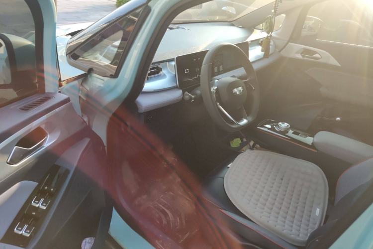 Used Geometry E Firefly 2022 401 km Linglong Tiger 4 Seats